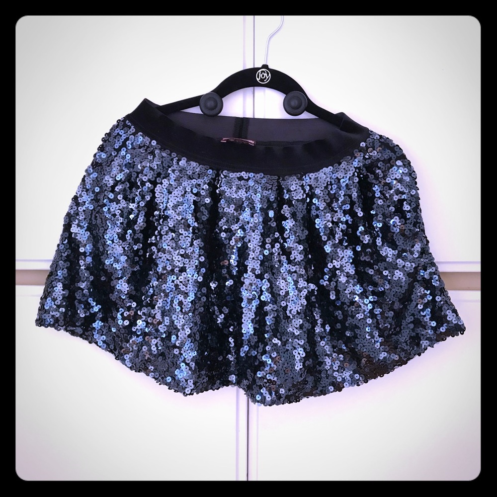 JUICY COUTURE Regal Sequined Pleated Skirt